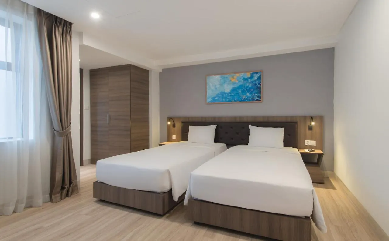 Zenia Boutique Hotel Nha Trang 4*,