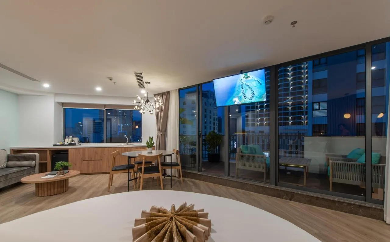 Zenia Boutique Hotel Nha Trang 4*,