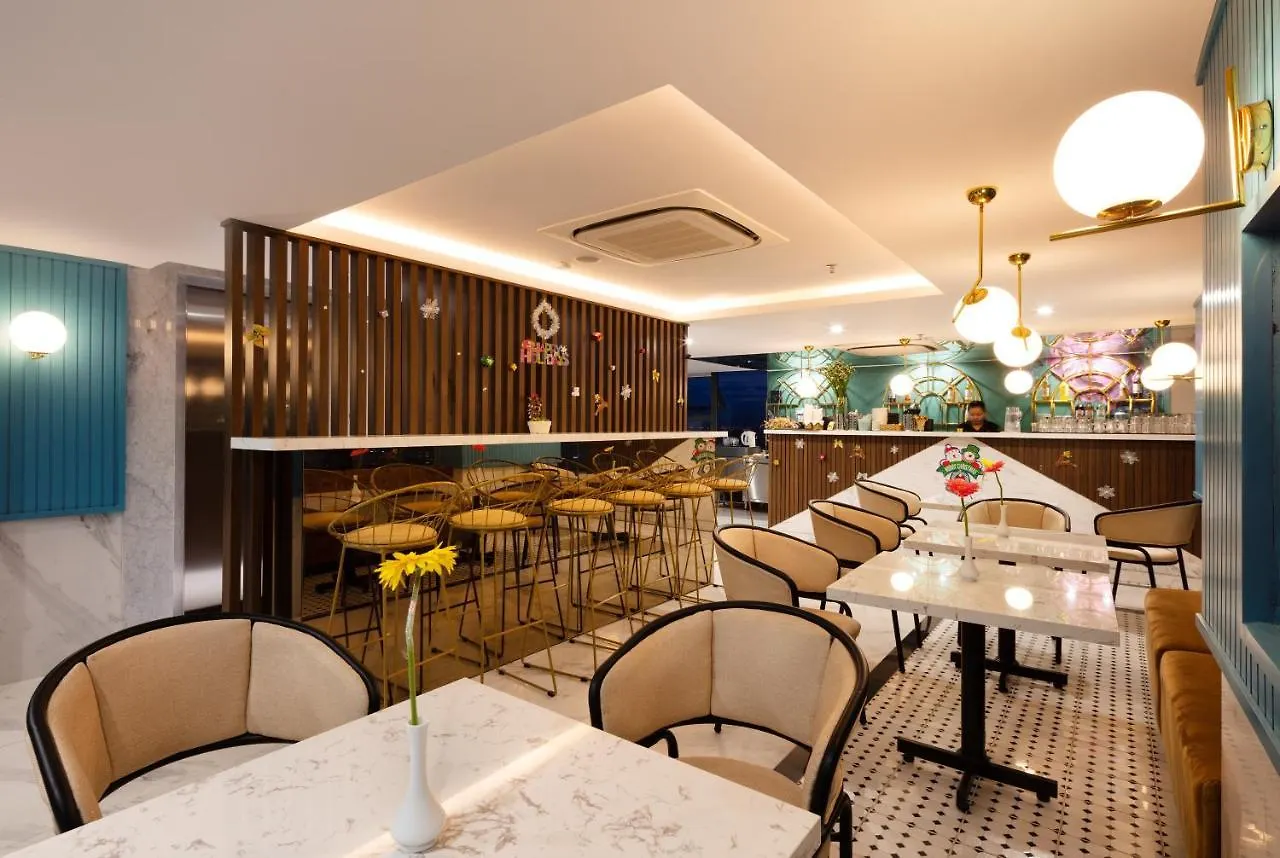 ****  Zenia Boutique Hotel Nha Trang Vietnam